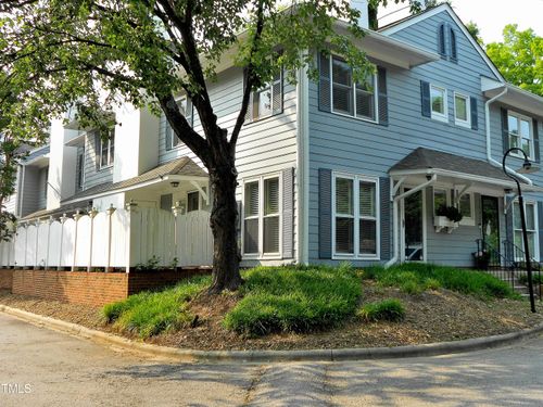 1402 Barton Place Dr, Raleigh, NC, 27608-2570 | Card Image