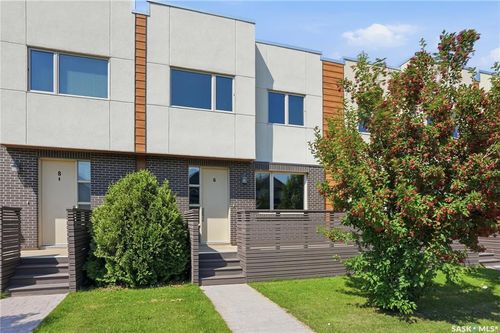 6 - 103 Willis Cres, Townhouse with 2 bedrooms, 3 bathrooms and 1 parking in Saskatoon SK | Card Image