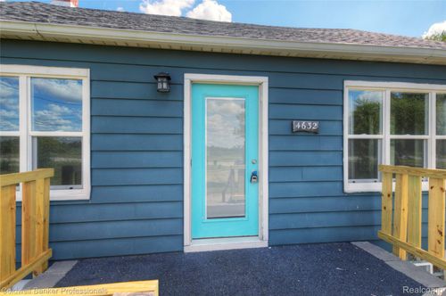 4632 N Michigan Rd, Dimondale, MI, 48821-9663 | Card Image