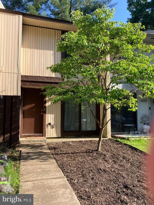 2294 White Cornus Ln, RESTON, VA, 20191-1138 | Card Image
