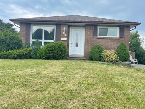 bsmt-882 Southdown Dr, Oshawa, ON, L1H7Z6 | Card Image