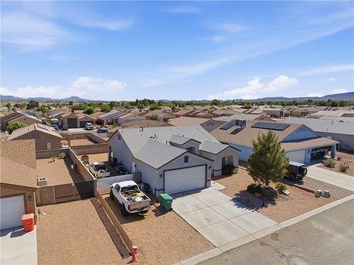 3326 E Double O Dr, Kingman, AZ, 86409-8806 | Card Image