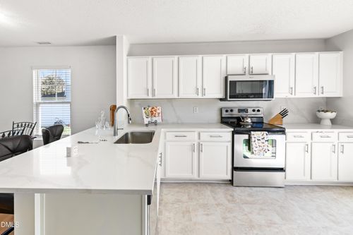 1012 Naylor Rd, Knightdale, NC, 27545-7475 | Card Image