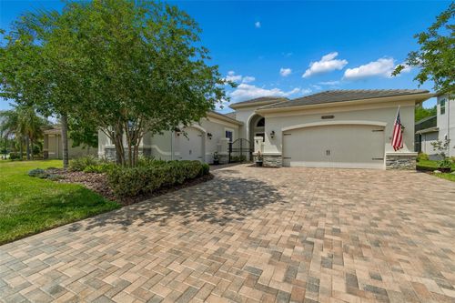 2213 Hollow Forest Ct, WESLEY CHAPEL, FL, 33543-6772 | Card Image