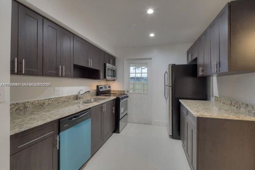 0-2260 Service Rd, Opa-Locka, FL, 33054-3755 | Card Image