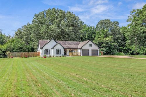 3225 Thorpe Dr, Mason, TN, 38049-7233 | Card Image