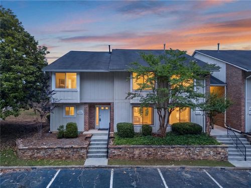 2240 Runnymead Rdg Se, Marietta, GA, 30067-6676 | Card Image