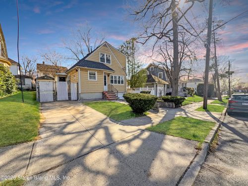 304 Kingsley Avenue, Staten Island, NY, 10314 | Card Image