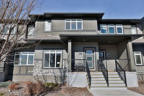 2824 47 St S, Lethbridge, AB, T1K8J7 | Card Image