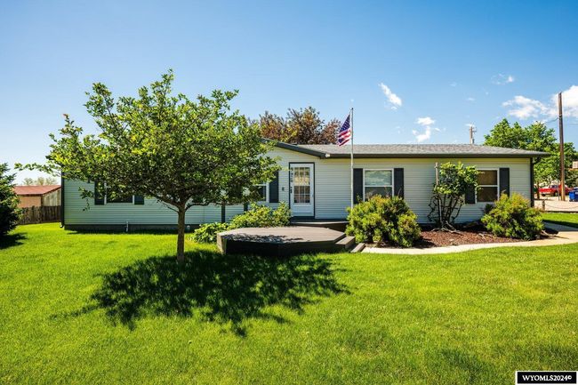 925 W Fetterman St, House attached with 3 bedrooms, 2 bathrooms and null parking in Buffalo WY | Image 16