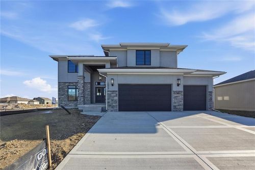 10427 N Mulberry St, Kansas City, MO, 64155-2748 | Card Image