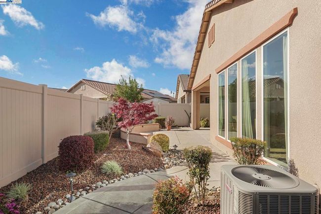 2961 Clear Point Way, House other with 2 bedrooms, 2 bathrooms and 2 parking in Manteca CA | Image 41