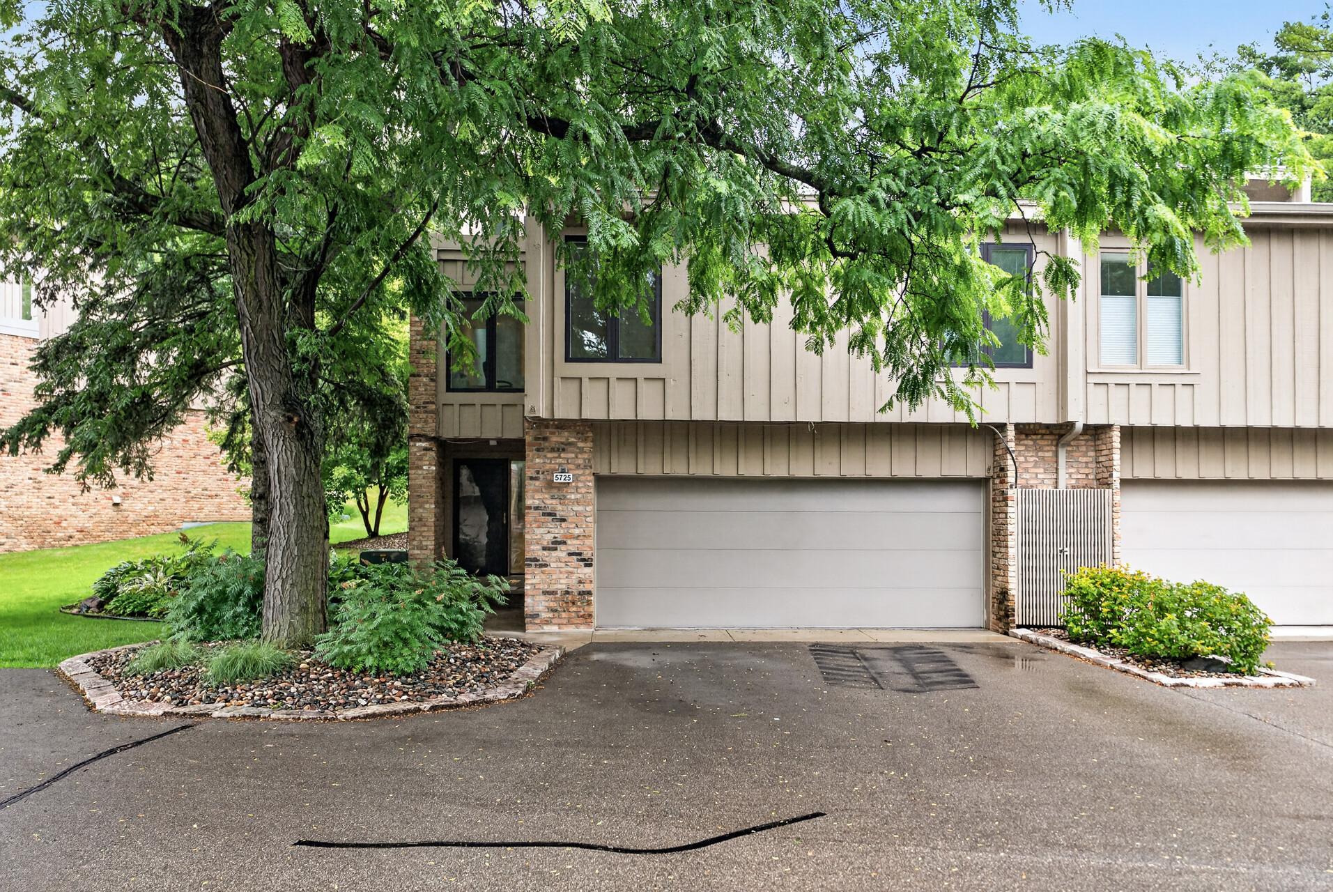 Residential in Edina 3