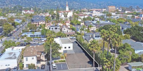 1327 De La Vina St, Santa Barbara, CA, 93101-3120 | Card Image