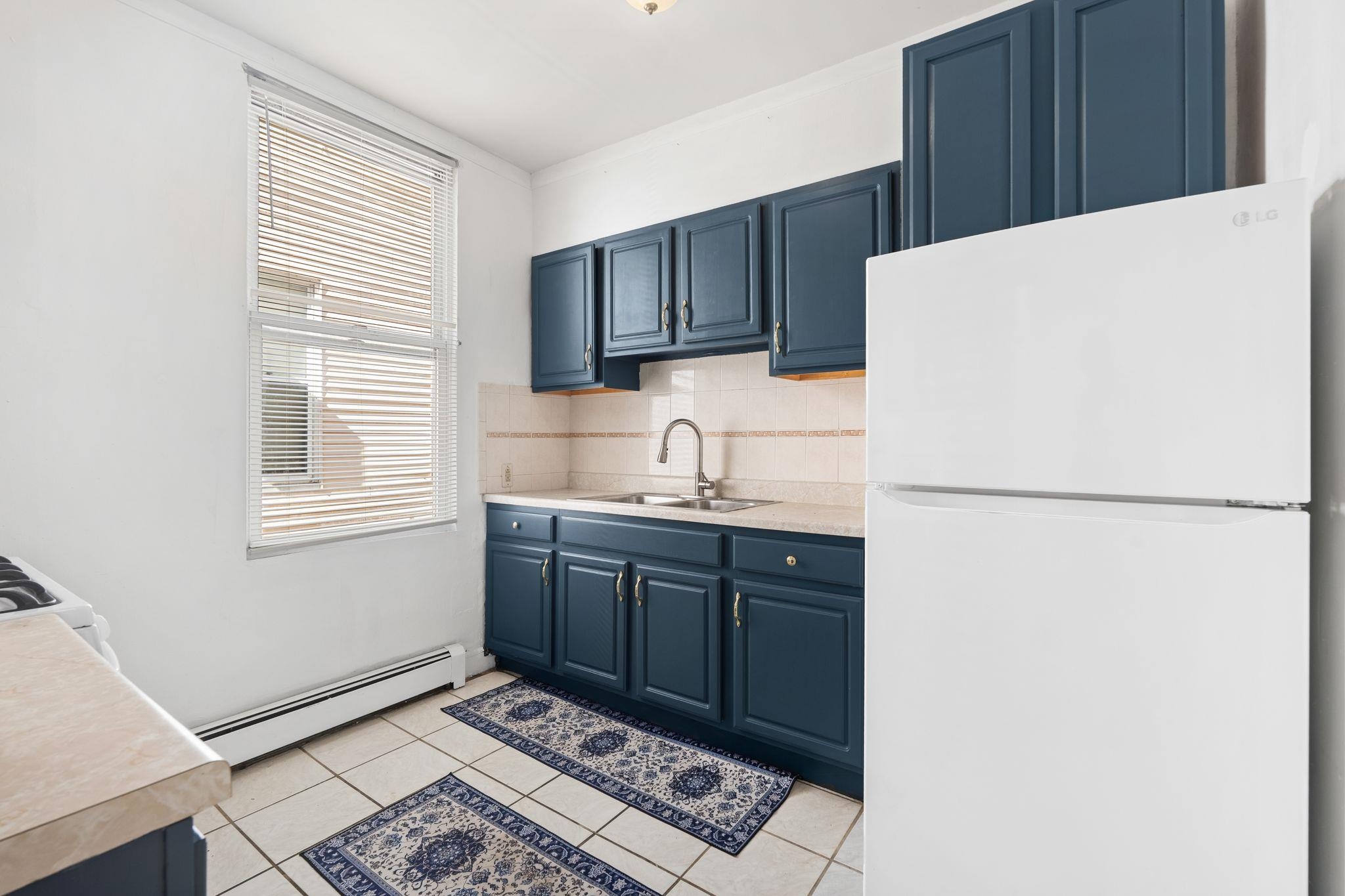Residential Lease in North Bergen 3