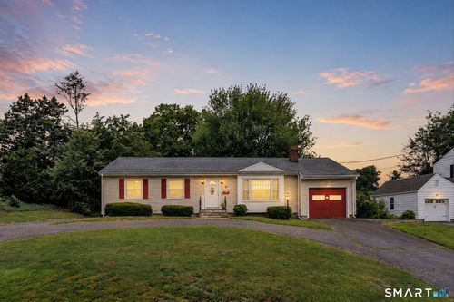7 Thorburn Ave, Trumbull, CT, 06611-4413 | Card Image