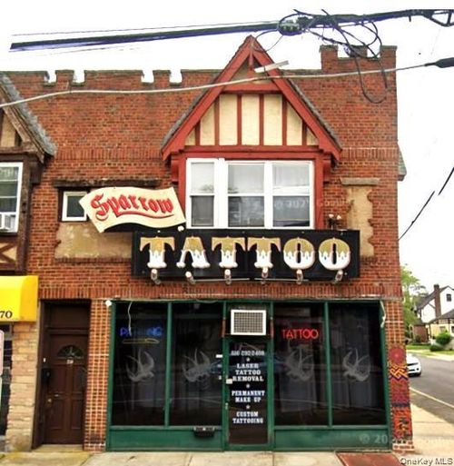 352 Hempstead Ave, W Hempstead, NY, 11552-2045 | Card Image