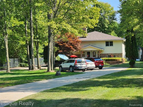 5637-5637 Lapeer Rd, Kimball, MI, 48074-1308 | Card Image