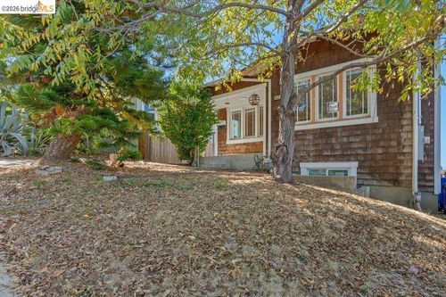 4607 Virginia, Oakland, CA, 94619 | Card Image