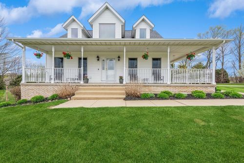 410 Deep Draw Dr, Valparaiso, IN, 46383-8801 | Card Image