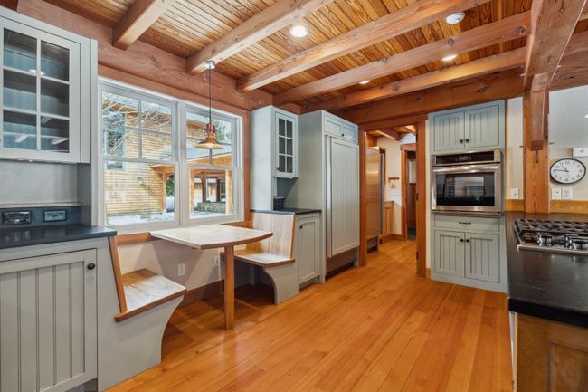 27 Burkehaven Ln, House other with 6 bedrooms, 4 bathrooms and null parking in Sunapee NH | Image 18