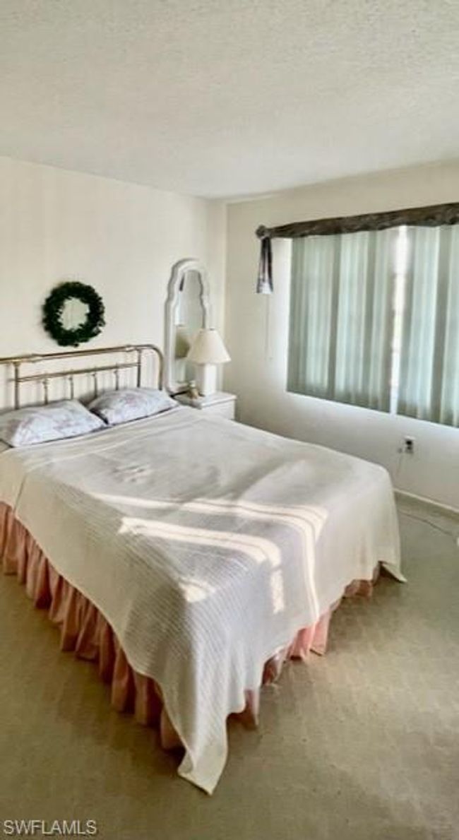 APT-307 - 53 High Point Cir W, Condo with 2 bedrooms, 2 bathrooms and 1 parking in NAPLES FL | Image 7
