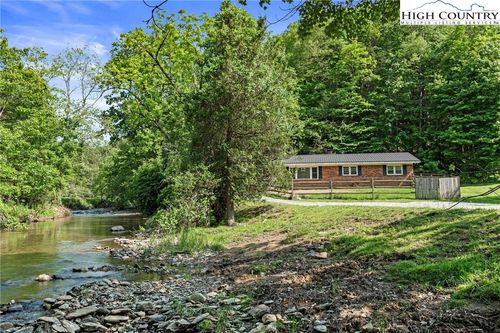 559 Jordan V Cook Rd, Boone, NC, 28607-8771 | Card Image