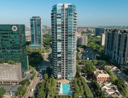 apt-602-2900 Mckinnon St, Dallas, TX, 75201-1064 | Card Image