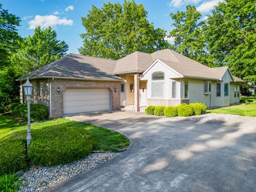 1204 Dylan Ln, Carterville, IL, 62918-1535 | Card Image