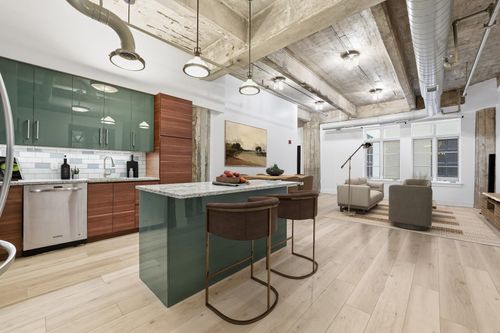 2d-140 Bay St, Jersey City, NJ, 07302-5909 | Card Image