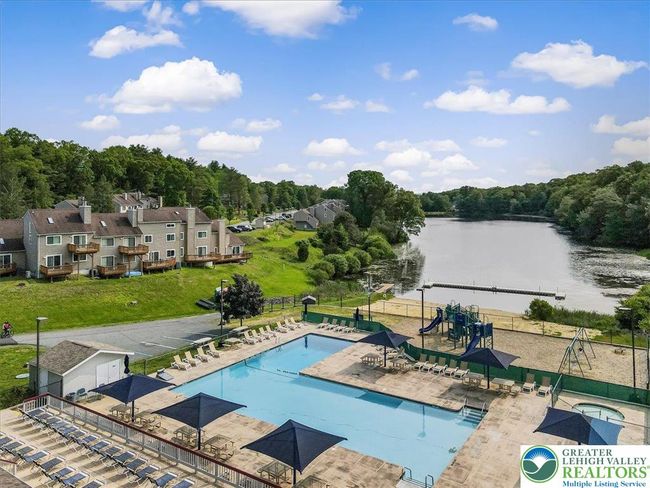 5015 Woodbridge Dr E, House other with 3 bedrooms, 2 bathrooms and null parking in Bushkill PA | Image 26