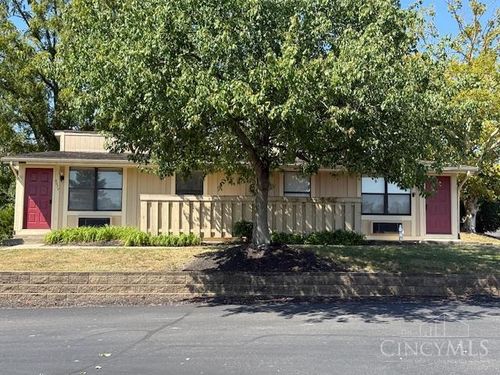 5077 Queenswood Ct, Hamilton, OH, 45011-9756 | Card Image