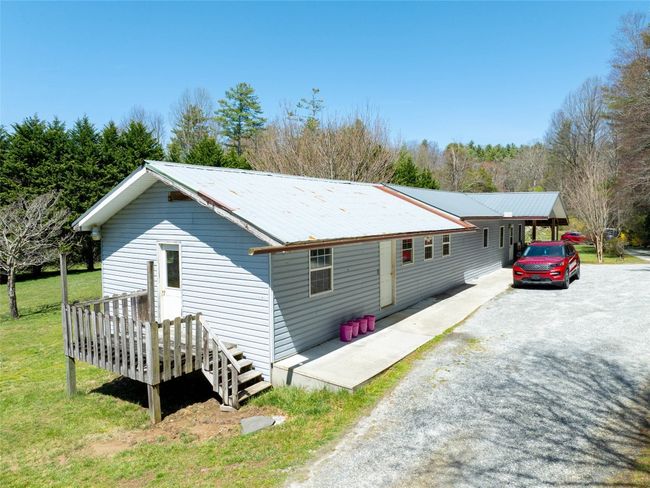 140 Hanging Dog Ln, House other with 5 bedrooms, 5 bathrooms and null parking in Lake Toxaway NC | Image 50