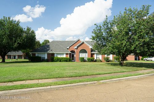 450 Fairfield Dr, Madison, MS, 39110-8595 | Card Image