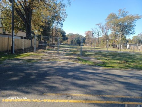 3575 Victoria Dr, Baton Rouge, LA, 70805-5521 | Card Image
