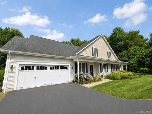 5 Maggie May Way, Cold Spring, NY, 10516-3880 | Card Image
