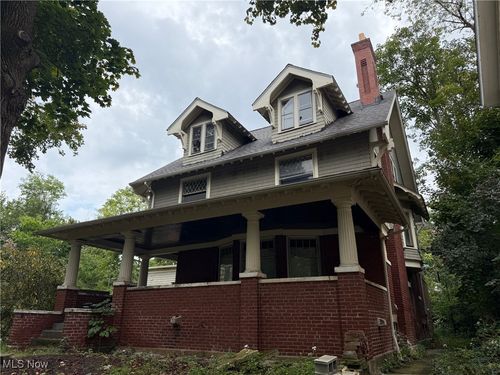 2243 Bellfield Ave, Cleveland Heights, OH, 44106-3123 | Card Image