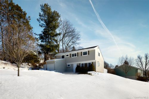 1 North Rd, Brewster, NY, 10509-1013 | Card Image