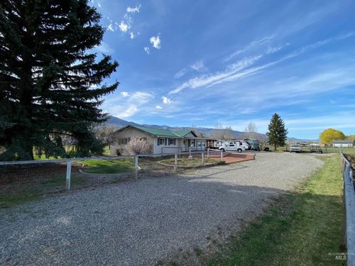 7 Apache Way, Salmon, ID, 83467-5008 | Card Image