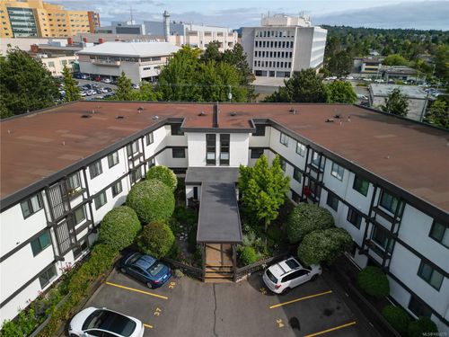 311-1975 Lee Ave, Victoria, BC, V8R4R9 | Card Image