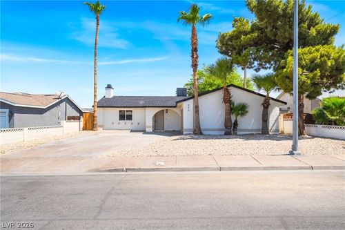 604 Arthur Ave, Henderson, NV, 89015-7040 | Card Image