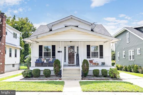 12 Moore Ave, BARRINGTON, NJ, 08007-1248 | Card Image