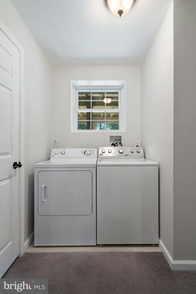 18906 White Oak Dr, House other with 4 bedrooms, 2 bathrooms and null parking in TRIANGLE VA | Image 29