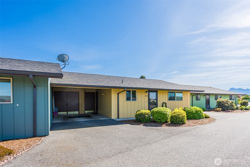 20b-1301 S 3rd Ave, Sequim, WA, 98382-3963 | Card Image