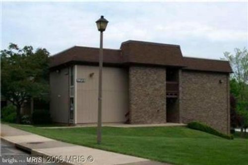 unit-d-5823 Royal Ridge Dr, SPRINGFIELD, VA, 22152-1033 | Card Image