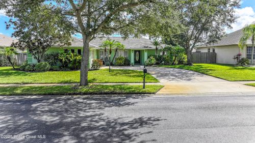 3083 Forest Creek Dr, Melbourne, FL, 32901-7719 | Card Image