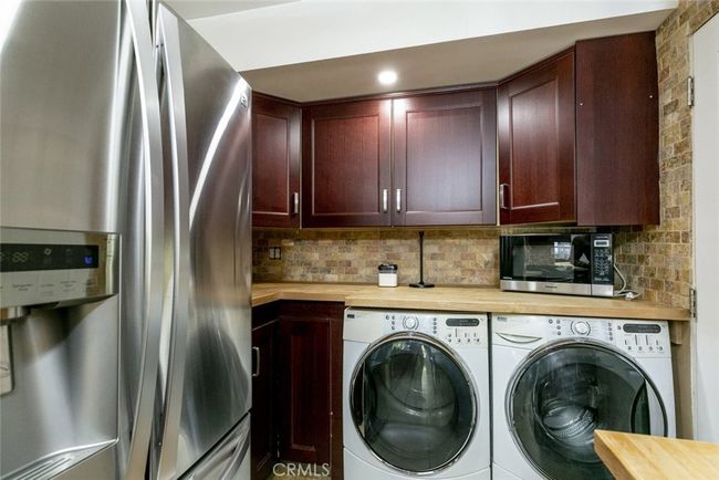 20355 Mobile St, House other with 3 bedrooms, 2 bathrooms and null parking in Winnetka CA | Image 12