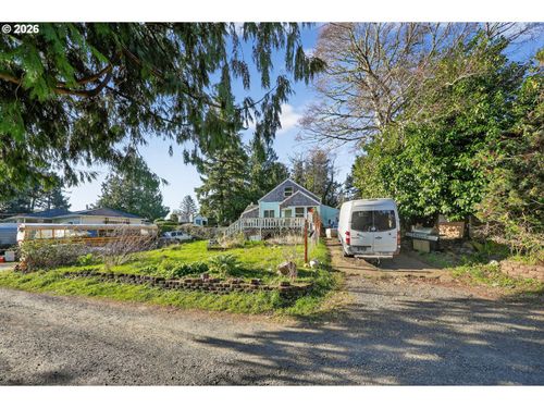 4877 Ne H Ave, Neotsu, OR, 97364-9740 | Card Image