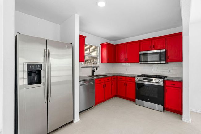 B - 1803 Maple Ave, Home with 2 bedrooms, 2 bathrooms and 2 parking in Austin TX | Image 6