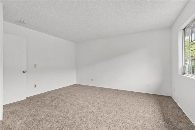 9616 Apple St, House other with 3 bedrooms, 2 bathrooms and 4 parking in Spring Valley CA | Image 14